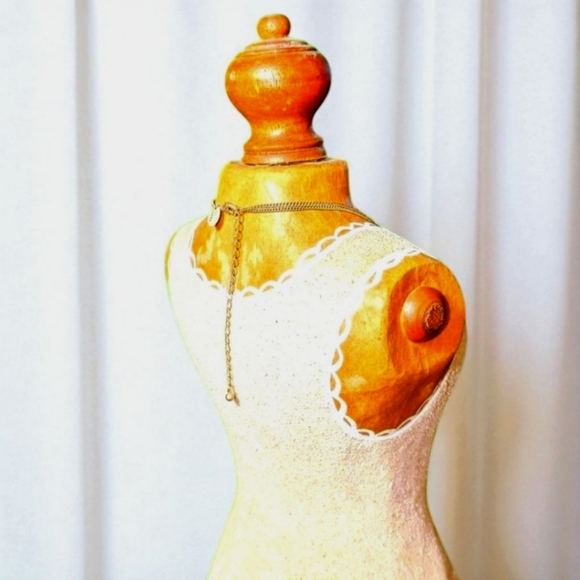 Lia Sophia Vintage Boho Long Fashion Necklace In Cute Draw-String Macrame Pouch - Picture 4 of 6